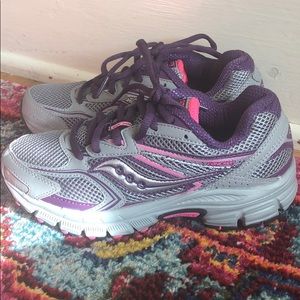 Saucony Grid Cohesion Trail Running Shoe size 5